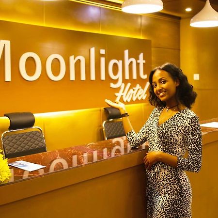 Moonlight Hotel Адис Абеба Екстериор снимка