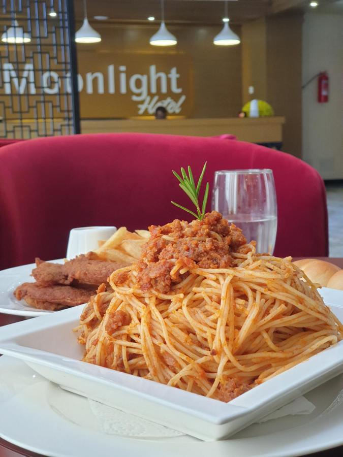 Moonlight Hotel Адис Абеба Екстериор снимка