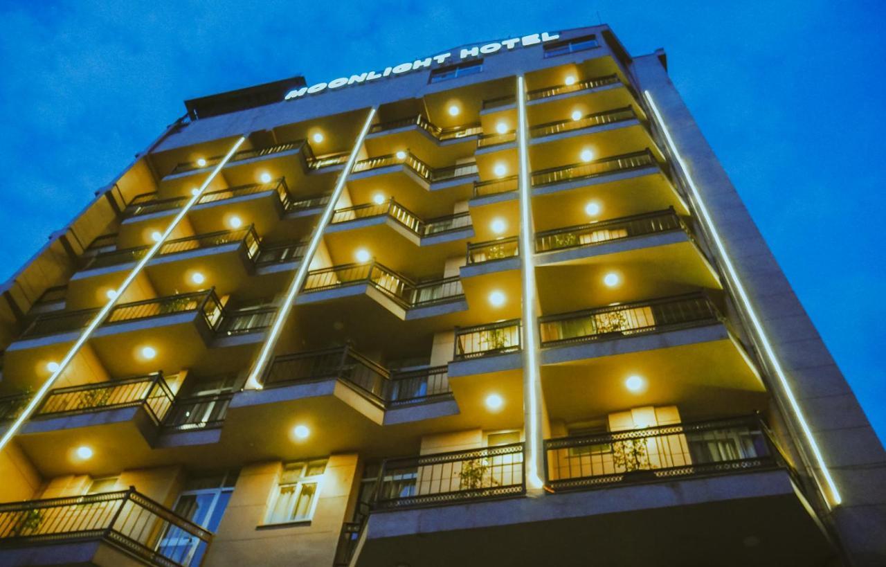 Moonlight Hotel Адис Абеба Екстериор снимка